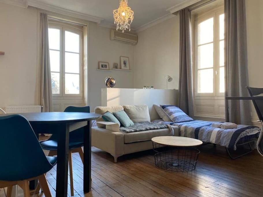 Ferienwohnung #Le Maitre Du Navire - Grand Studio - Hyper Centre Brive-la-Gaillarde Exterior foto