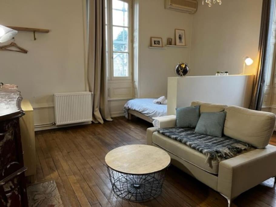 Ferienwohnung #Le Maitre Du Navire - Grand Studio - Hyper Centre Brive-la-Gaillarde Exterior foto